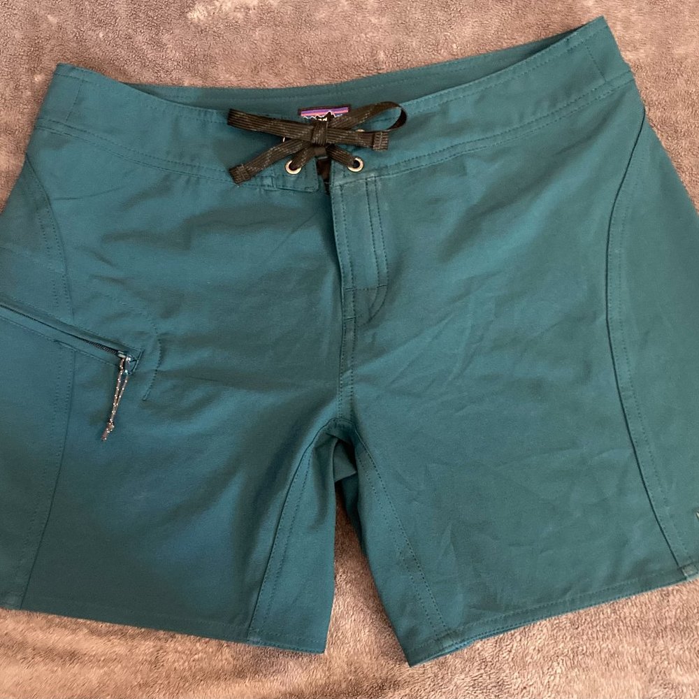 Patagonia Board Shorts Size 6 Cobalt Blue 5" inseam